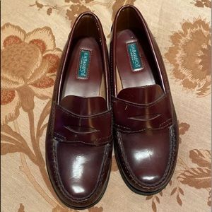 G H Bass vintage classic leather penny loafers